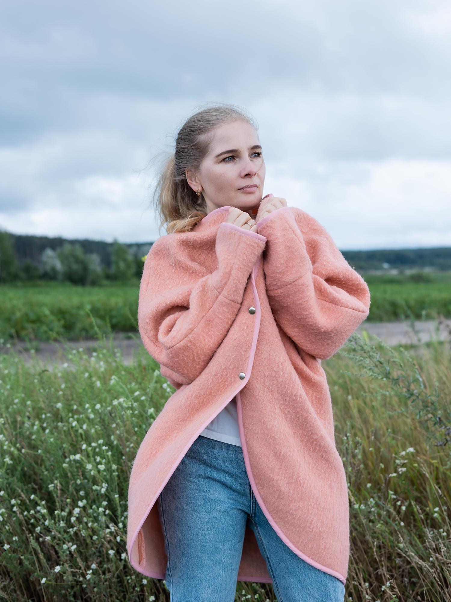 Handmade Pink Wool Coat M L, Upcycled Vintage Blanket Jacket, Oversized Cardigan, Soft Boho Outerwear, Women’s Warm Wool Coat