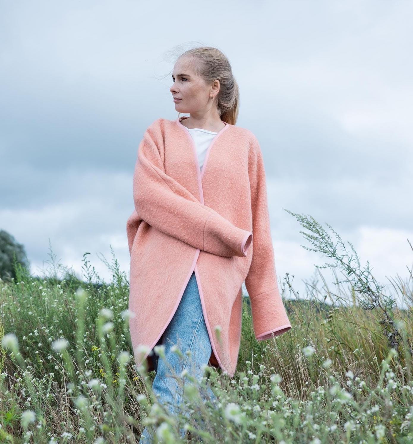 Handmade Pink Wool Coat M L, Upcycled Vintage Blanket Jacket, Oversized Cardigan, Soft Boho Outerwear, Women’s Warm Wool Coat