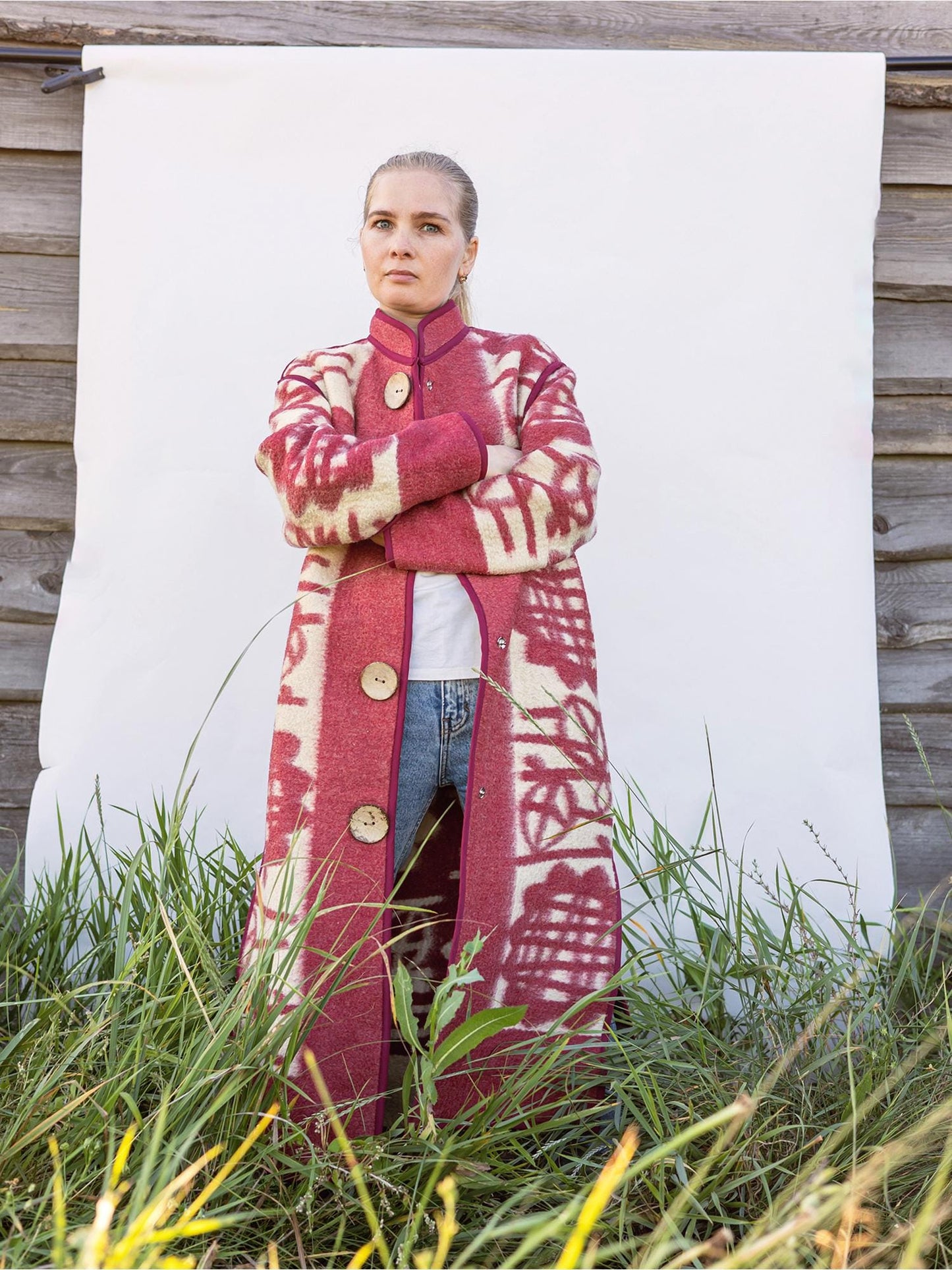 Blanket coat size M,red wool blanket jacket,vintage blanket jacket,blanket coat long,blanket jacket recycled,handmade blanket coat women.