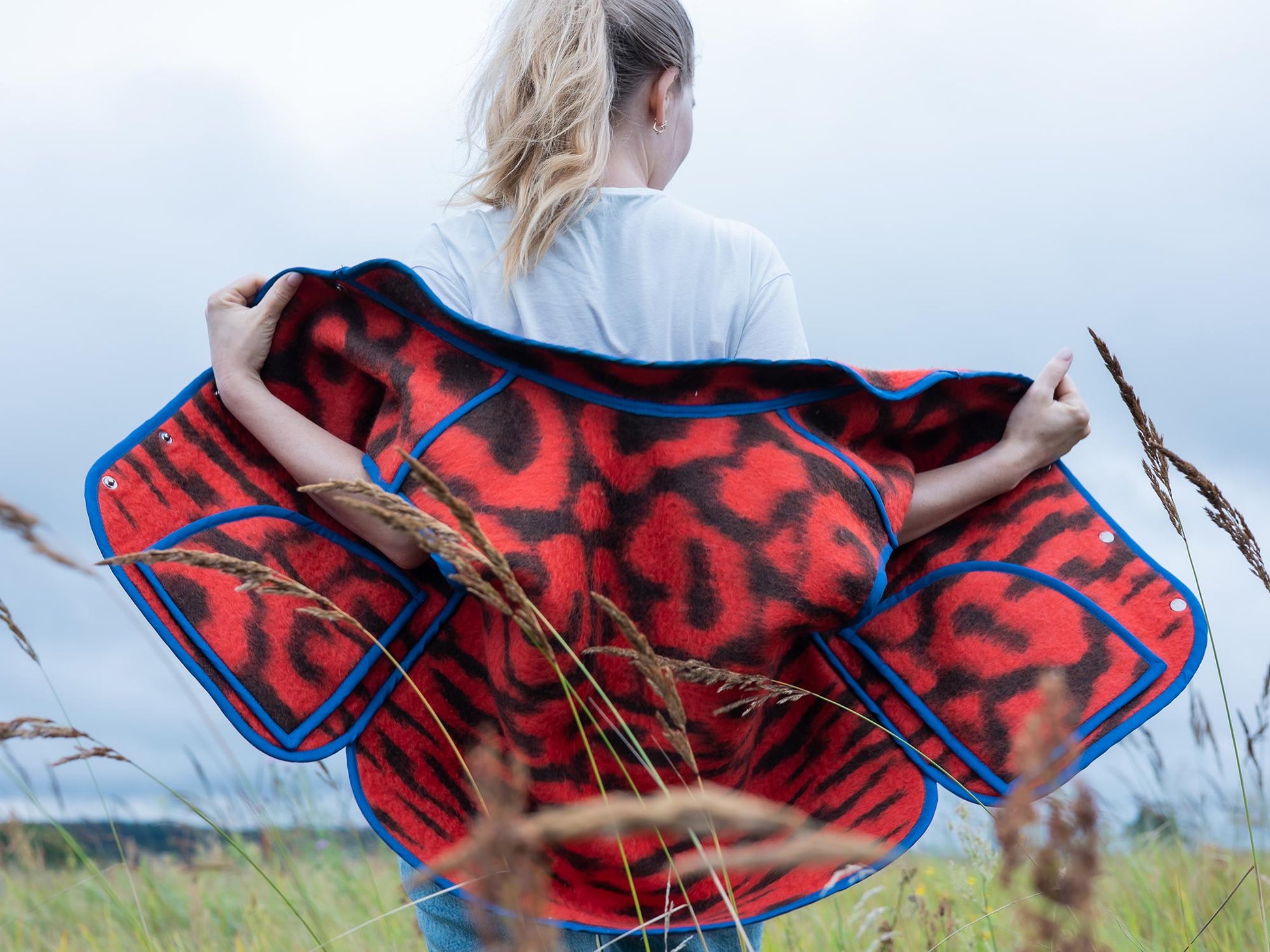 Wool Blanket vest jacket size 8-10 M L,red blanket coat jacket,upcycled coats women,woolen coat plaid,dutch blanket coat,handmade.Ukraine