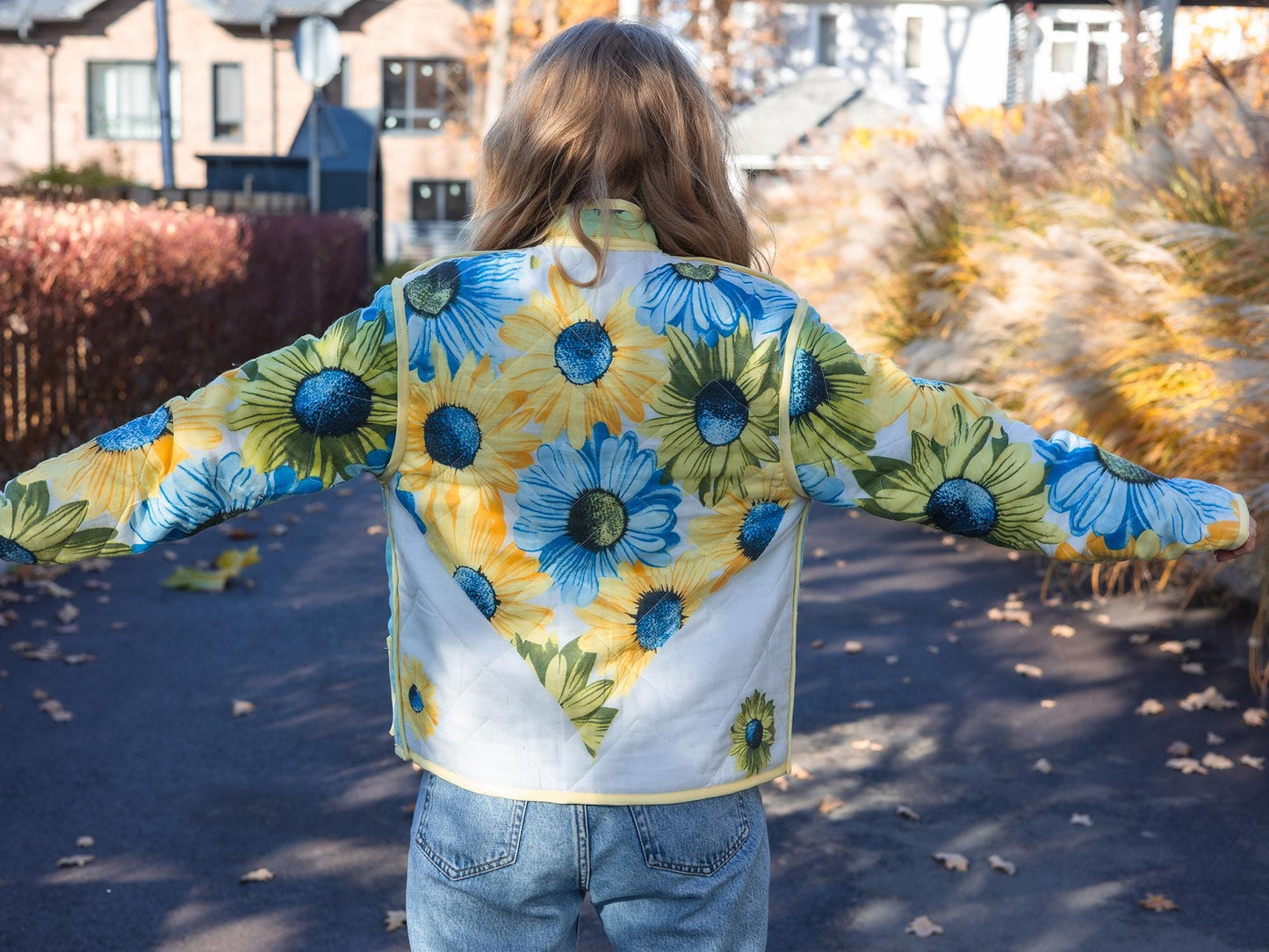 Quilted Jacket, vintage patchwork coat size M from quilted wool blanket, upcycled jacket with pockets, warm coat from retro quilt blanket.