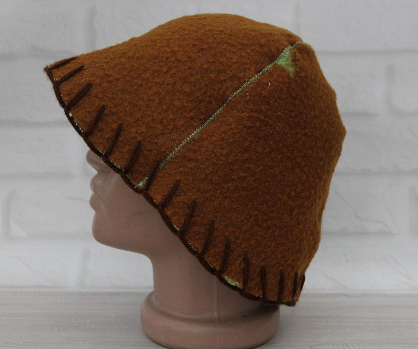 Wool sauna hat mitten mat natural,handmade green felted bath hat, ecoriendly hat recycled blanket cap, gift for sauna lovers.