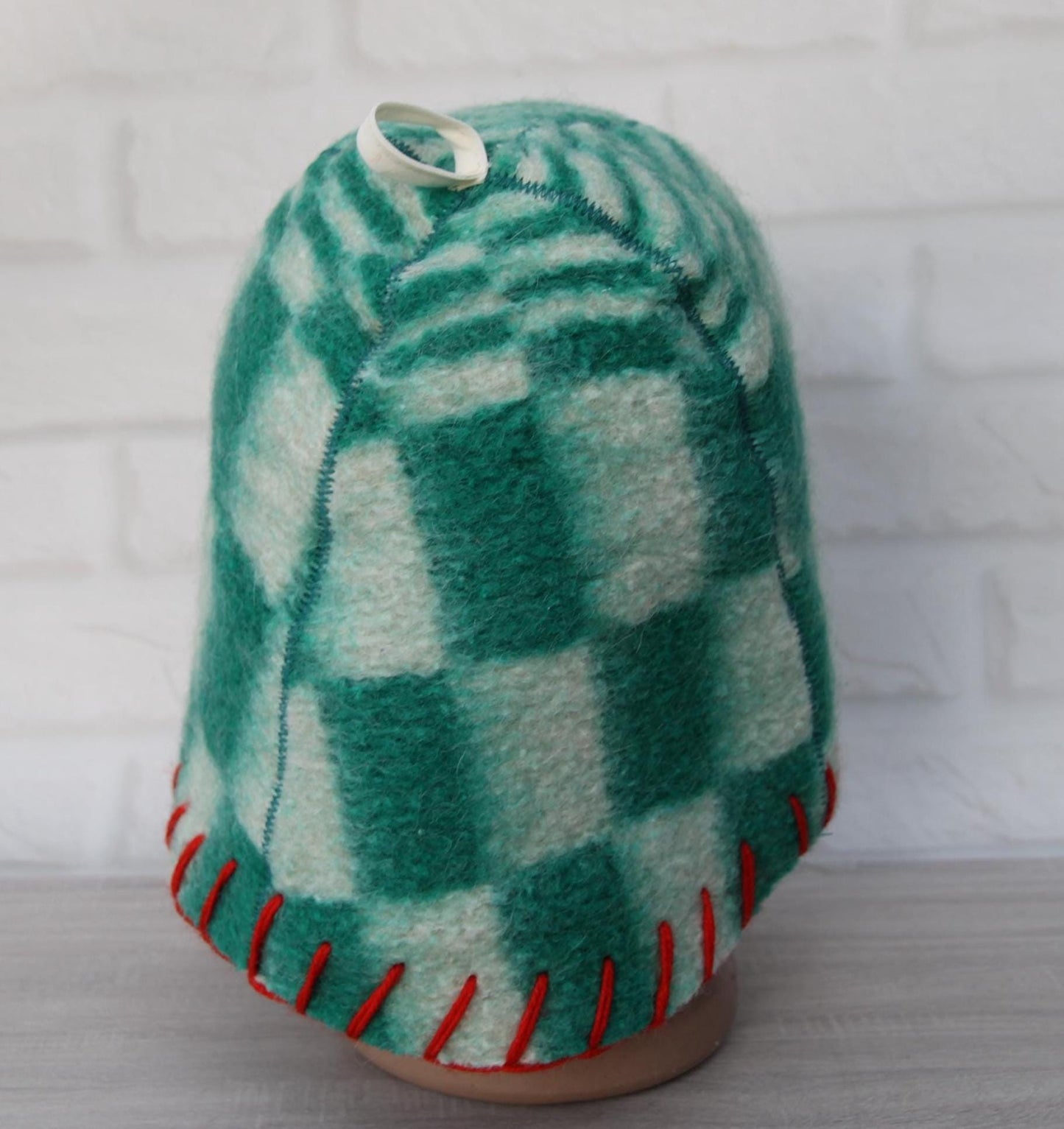 Green wool sauna hat, handmade vintage blanket banya hat, thick felted steam bath hat with loop, upcycled sauna gift,flower felt hat.Баня.