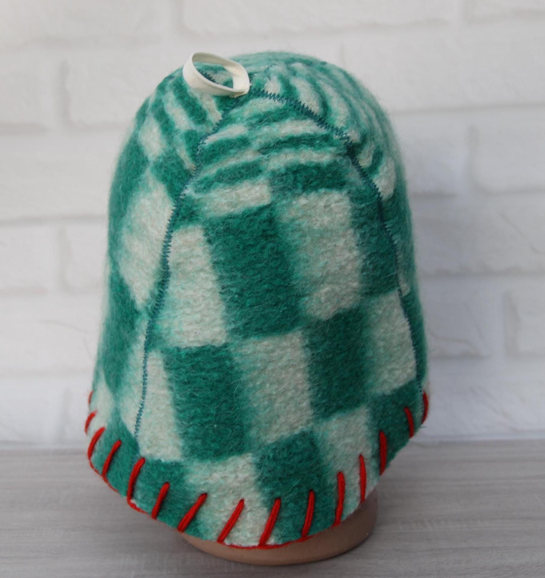 Green wool sauna hat, handmade vintage blanket banya hat, thick felted steam bath hat with loop, upcycled sauna gift,flower felt hat.Баня.