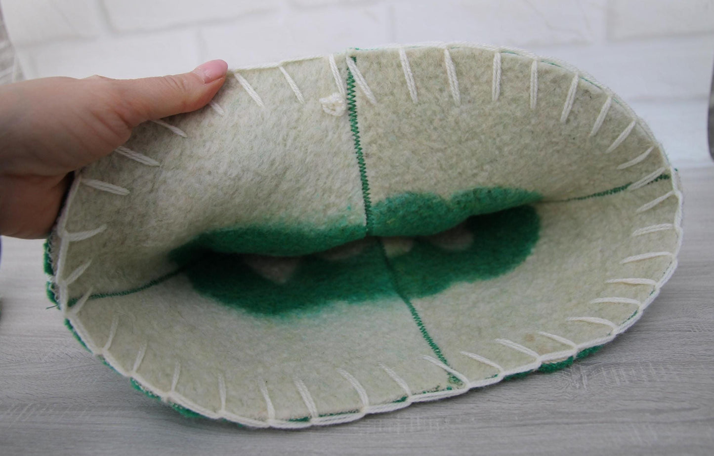 Wool sauna hat mitten mat natural,handmade green felted bath hat, ecoriendly hat recycled blanket cap, gift for sauna lovers.