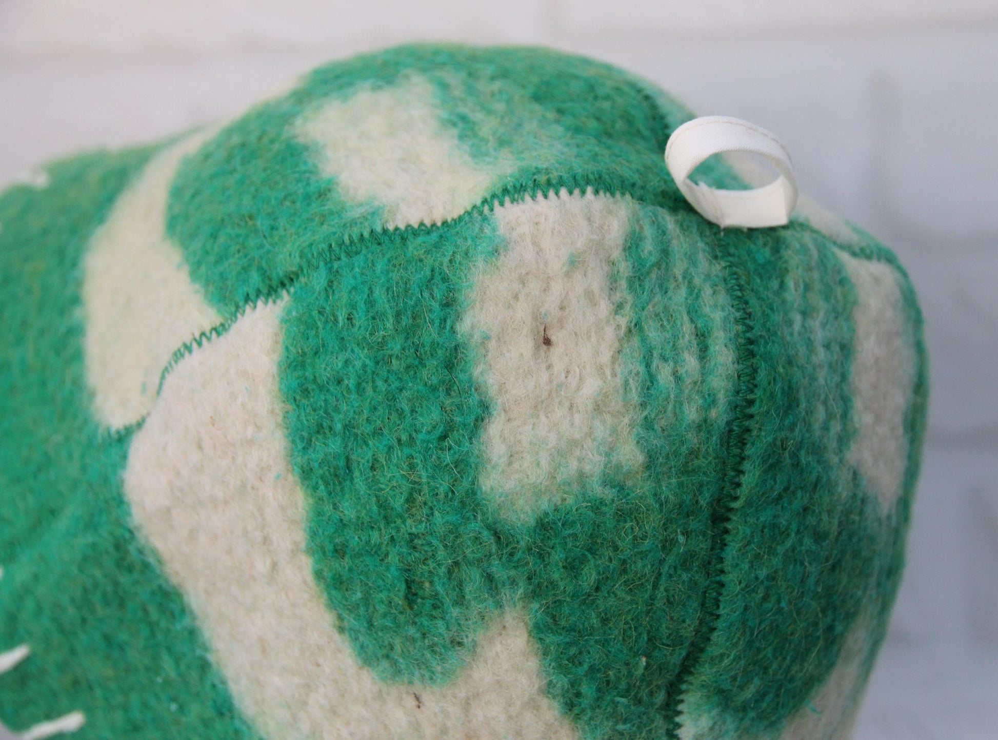 Wool sauna hat mitten mat natural,handmade green felted bath hat, ecoriendly hat recycled blanket cap, gift for sauna lovers.