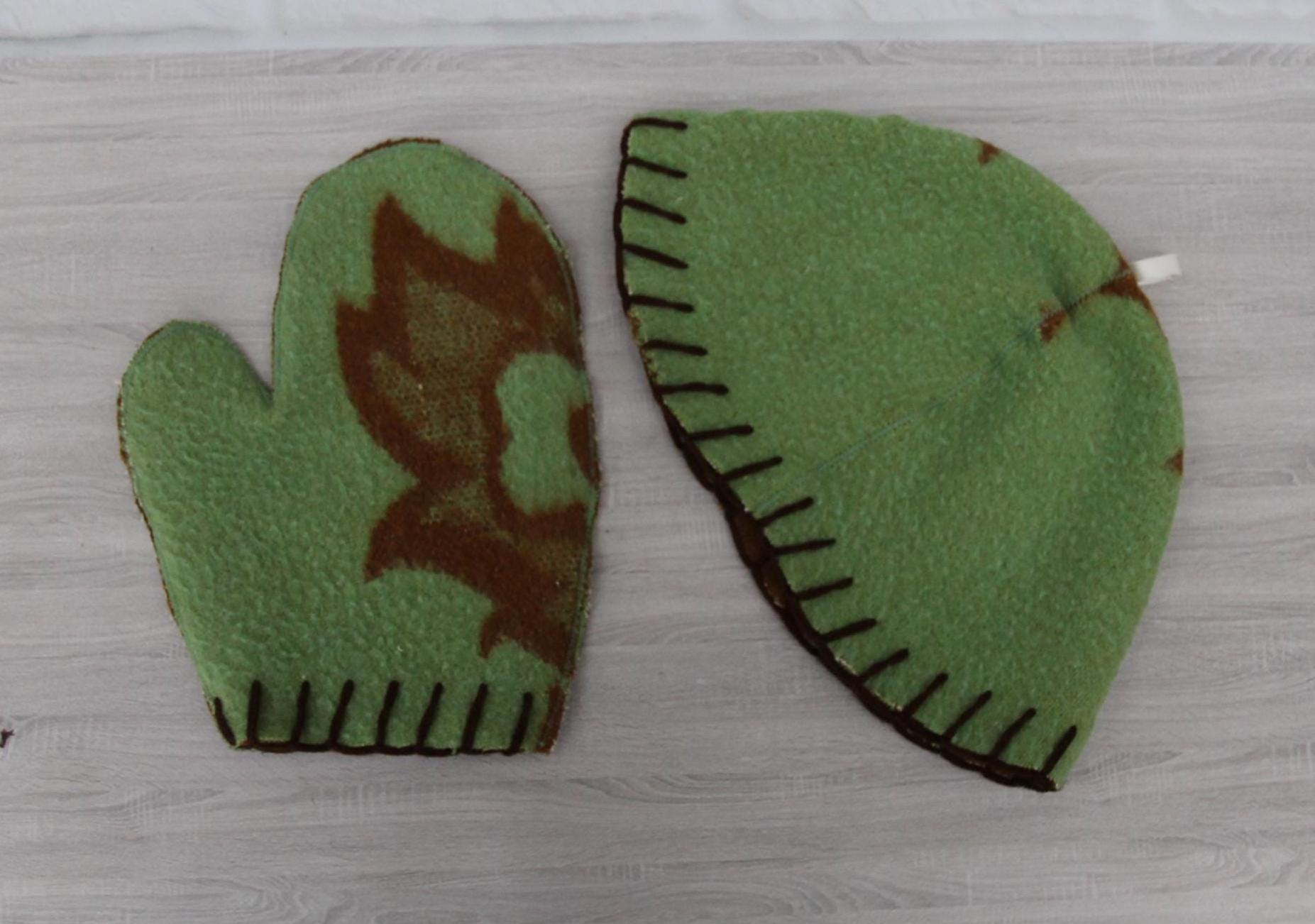 Wool sauna hat mitten mat natural,handmade green felted bath hat, ecoriendly hat recycled blanket cap, gift for sauna lovers.