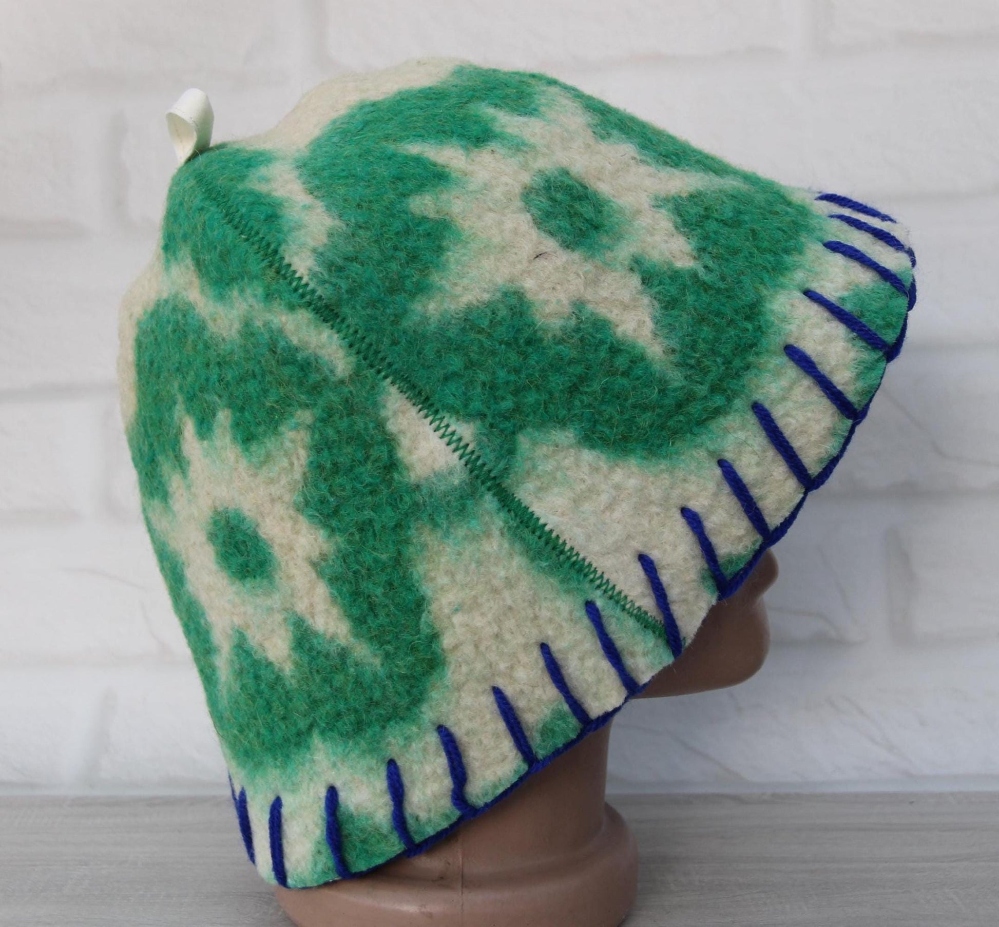 Wool sauna hat mitten mat natural,handmade green felted bath hat, ecoriendly hat recycled blanket cap, gift for sauna lovers.