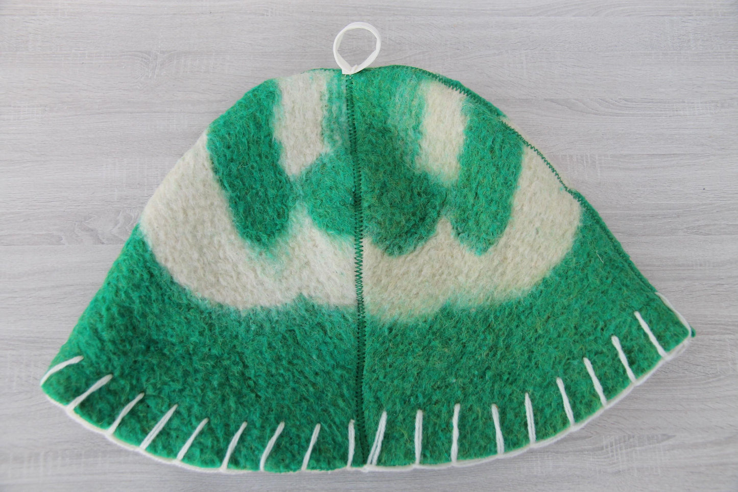 Wool sauna hat mitten mat natural,handmade green felted bath hat, ecoriendly hat recycled blanket cap, gift for sauna lovers.