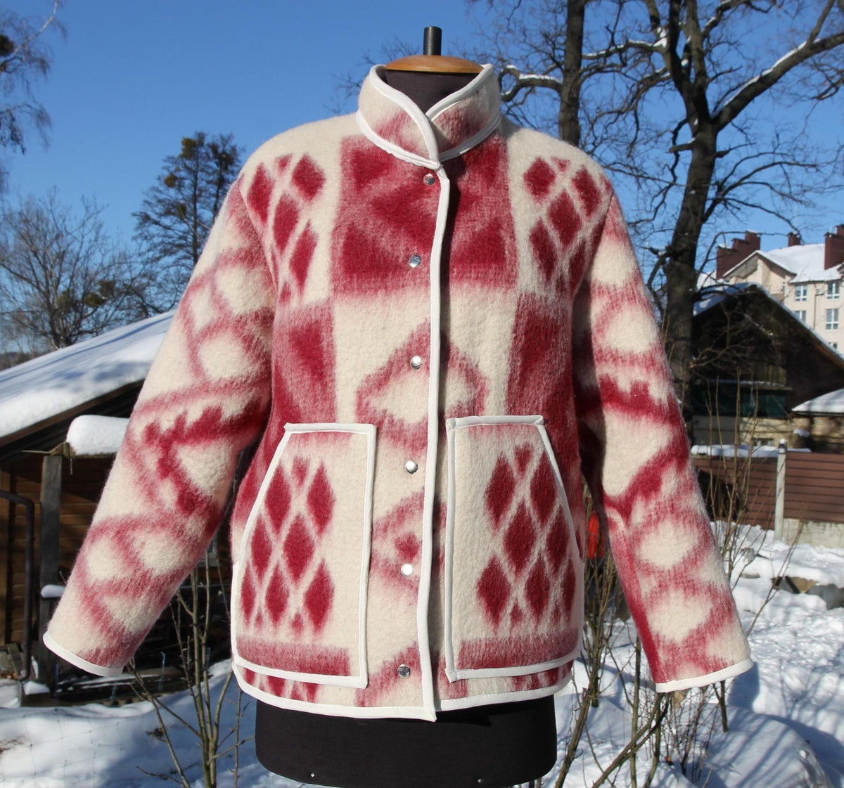 Handmade Wool Blanket Jacket M–L, Upcycled Vintage Blanket Coat, Warm Lined Winter Jacket, Ethnic Folk Style