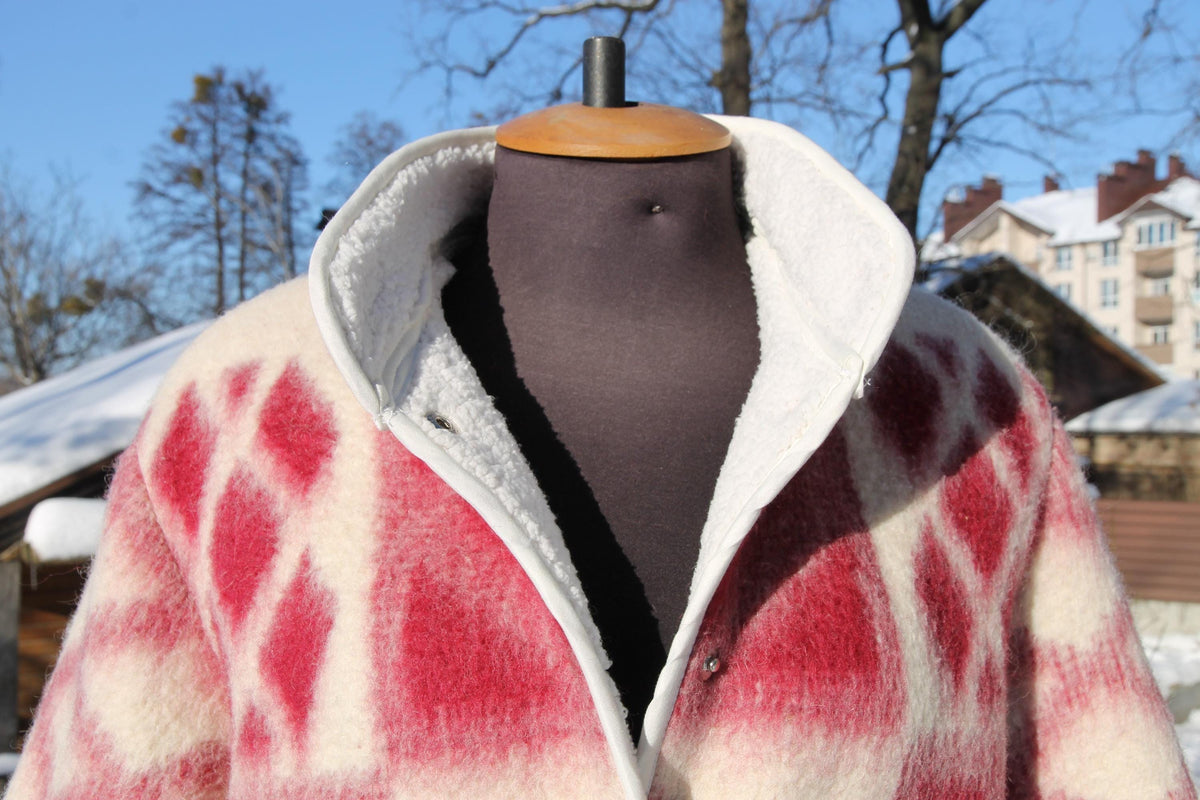 Handmade Wool Blanket Jacket M–L, Upcycled Vintage Blanket Coat, Warm Lined Winter Jacket, Ethnic Folk Style