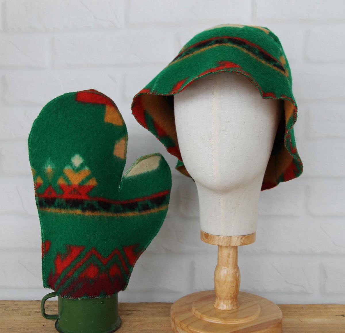 Wool sauna hat thick and mitten, green hat for a bath, organic sauna hat, sauna hat cool, handmade sauna hat vegan,banya, sauna accessories