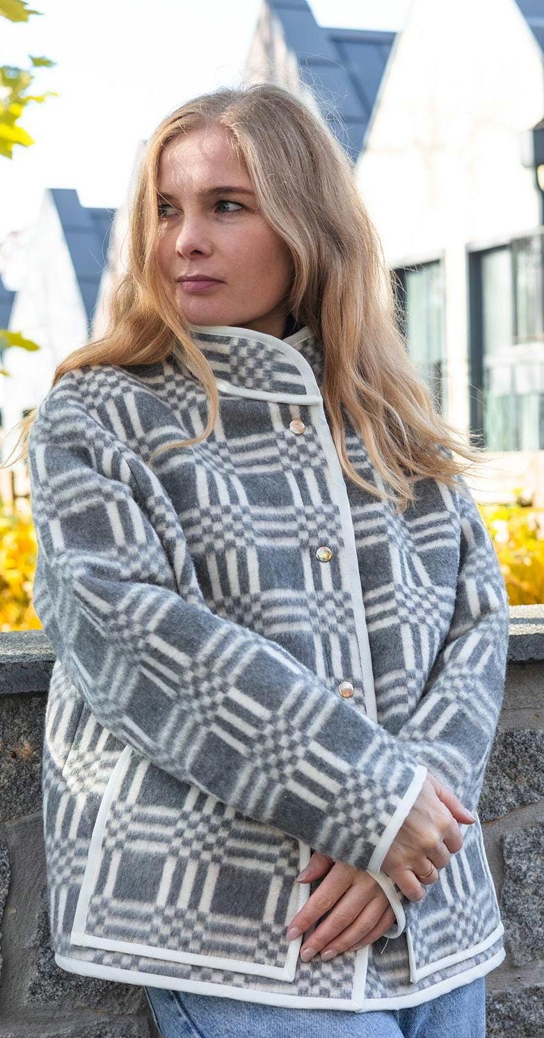 Upcycled Plaid Wool Blanket Jacket – Grey White Chore Coat, Sustainable Fashion