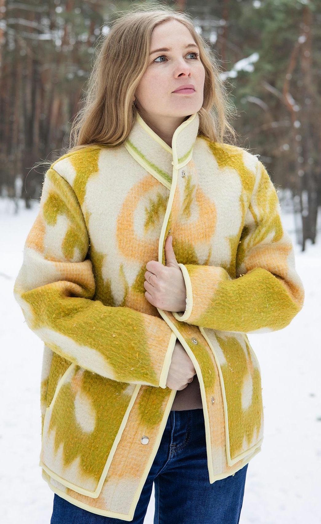 Vintage Wool Blanket Coat – Yellow Geometric Upcycled Jacket – Sustainable Fashion