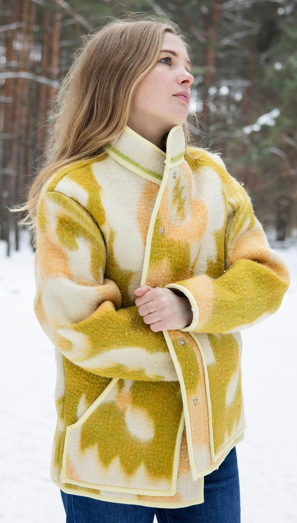 Vintage Wool Blanket Coat – Yellow Geometric Upcycled Jacket – Sustainable Fashion