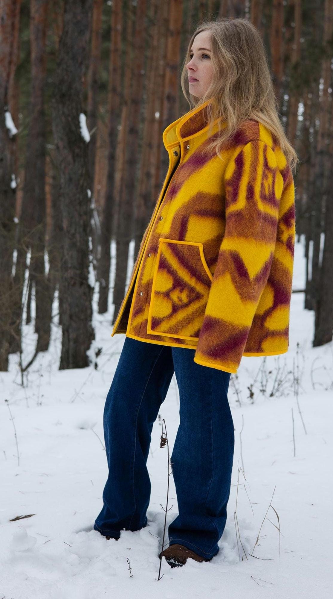Handmade Pure Wool Blanket Jacket – Warm Geometric Chore Coat (Size L)