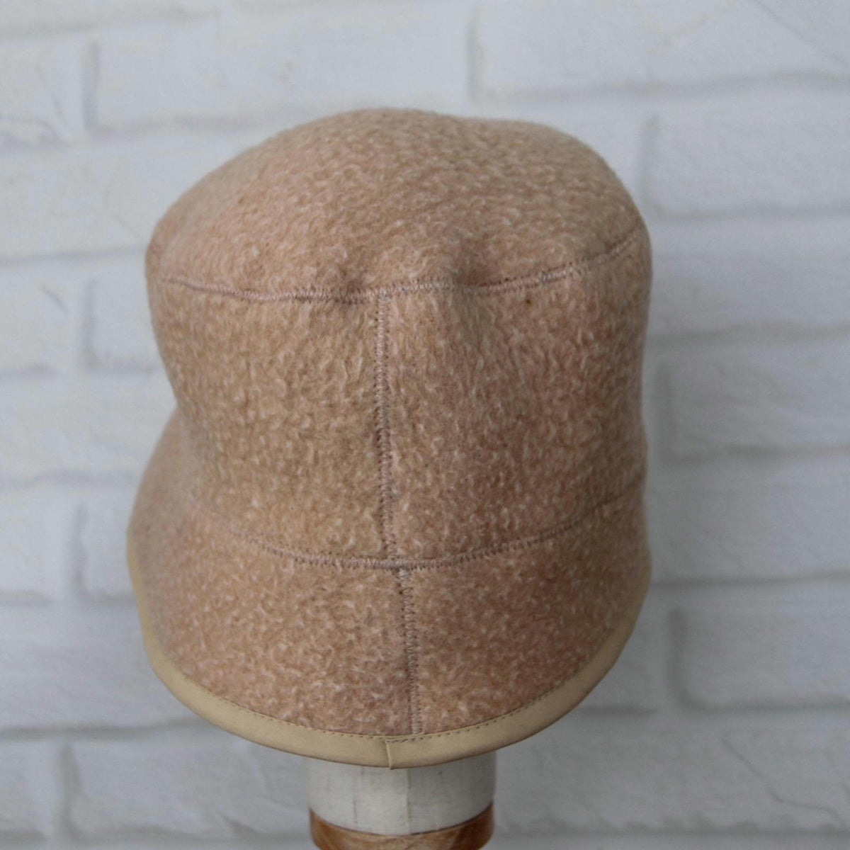 Beige Wool Sauna Hat – Bucket Style Heat Protection for Spa Wellness