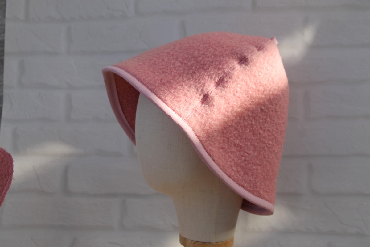 Elevate Your Spa Ritual: Dusty Rose Felt Sauna Set