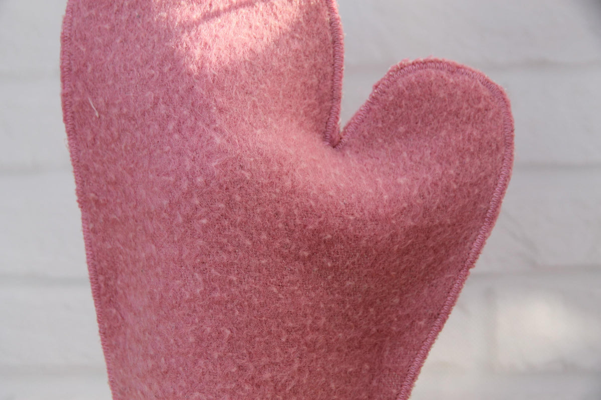 Elevate Your Spa Ritual: Dusty Rose Felt Sauna Set