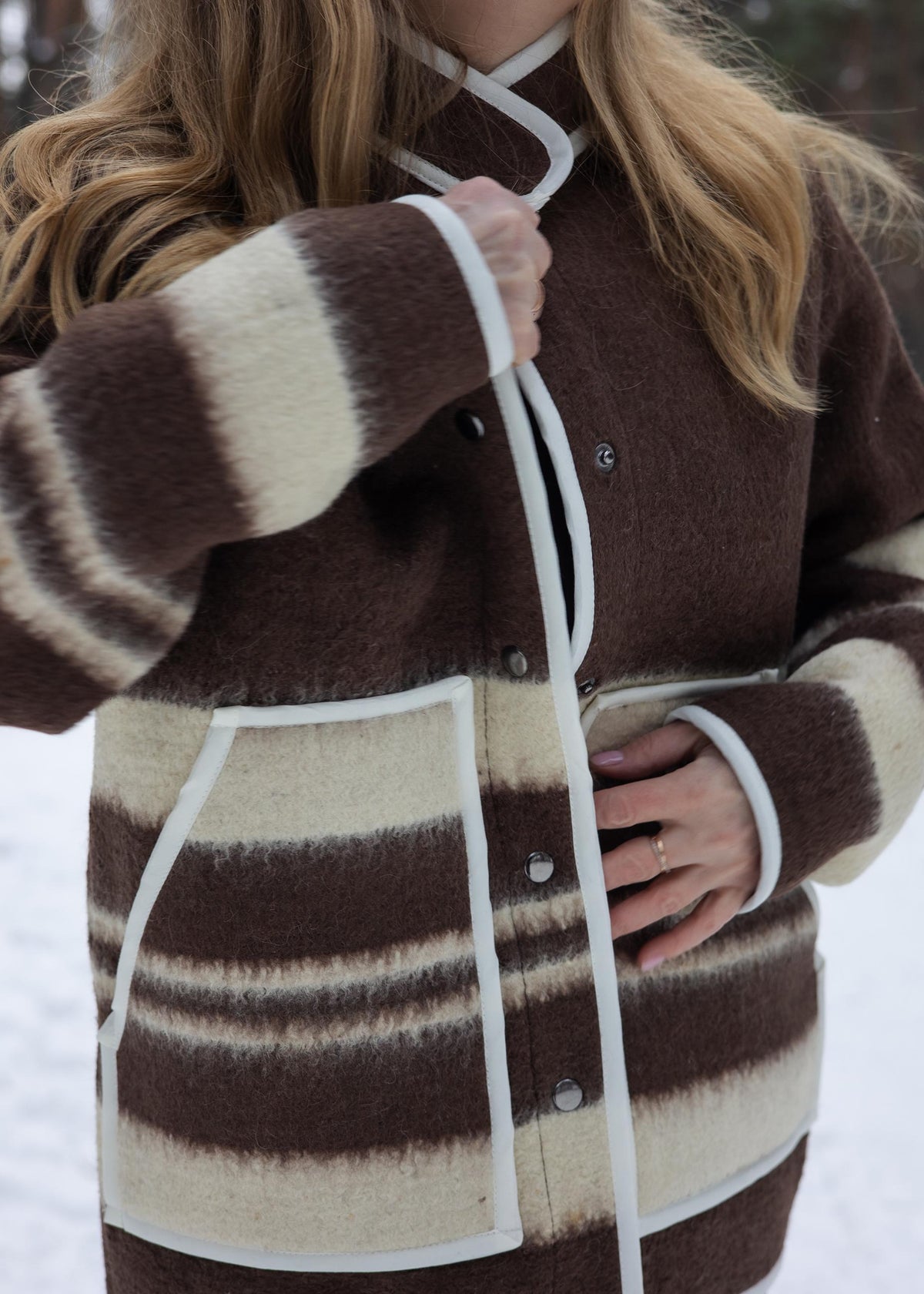 Upcycled Wool Blanket Coat size M, Handmade Boho Winter Jacket, Sustainable Recycled Outerwear