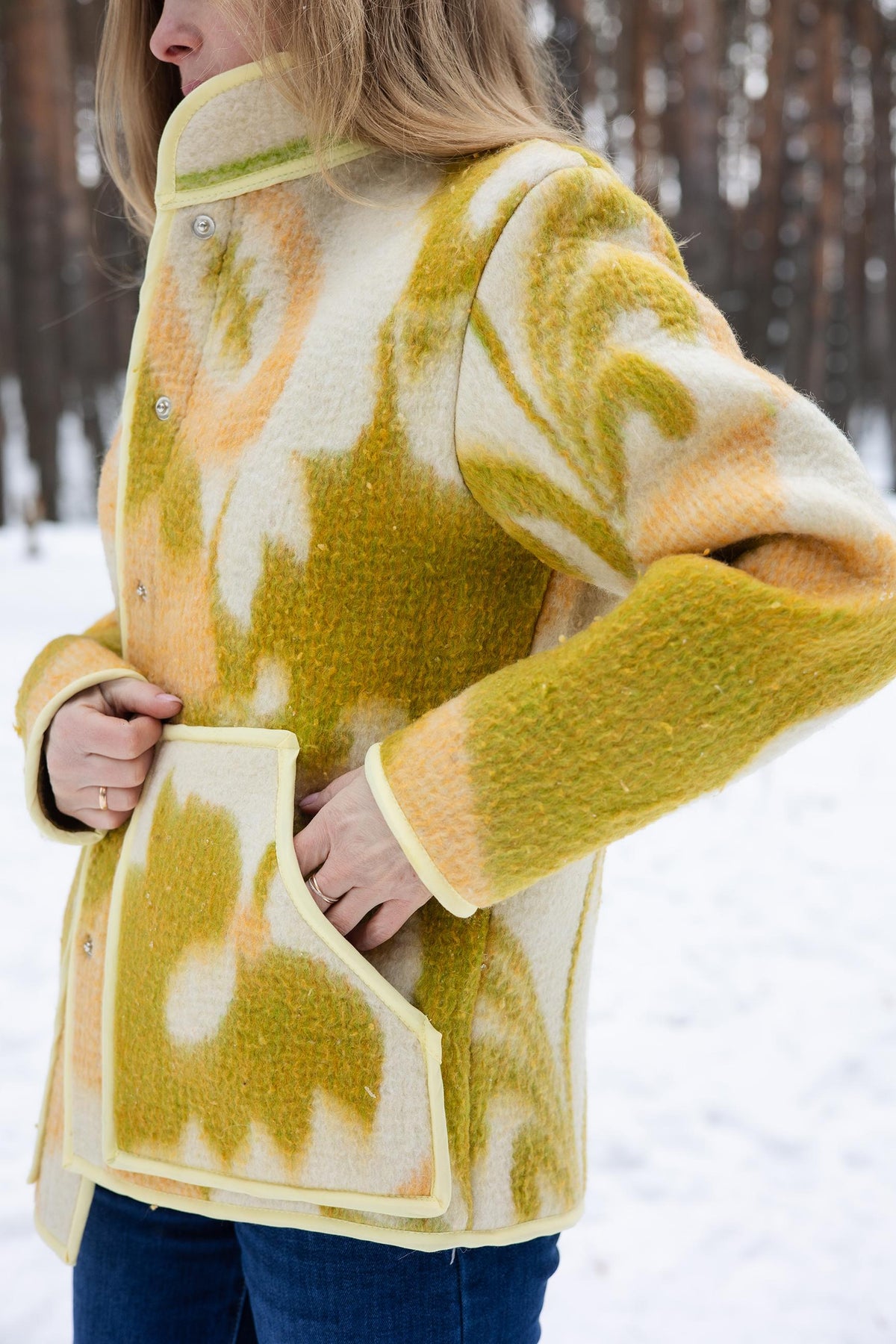 Vintage Wool Blanket Coat – Yellow Geometric Upcycled Jacket – Sustainable Fashion
