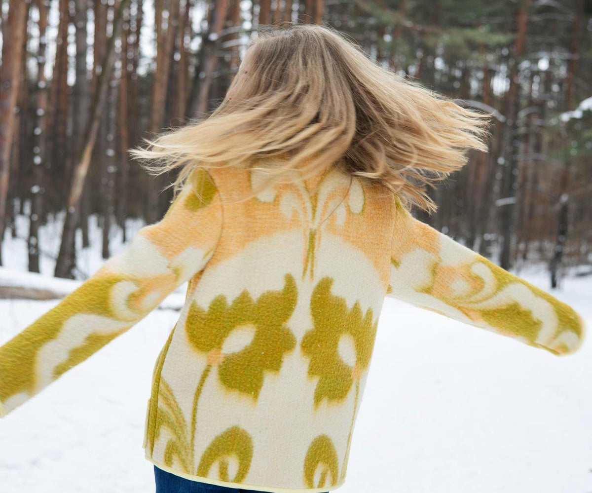 Vintage Wool Blanket Coat – Yellow Geometric Upcycled Jacket – Sustainable Fashion