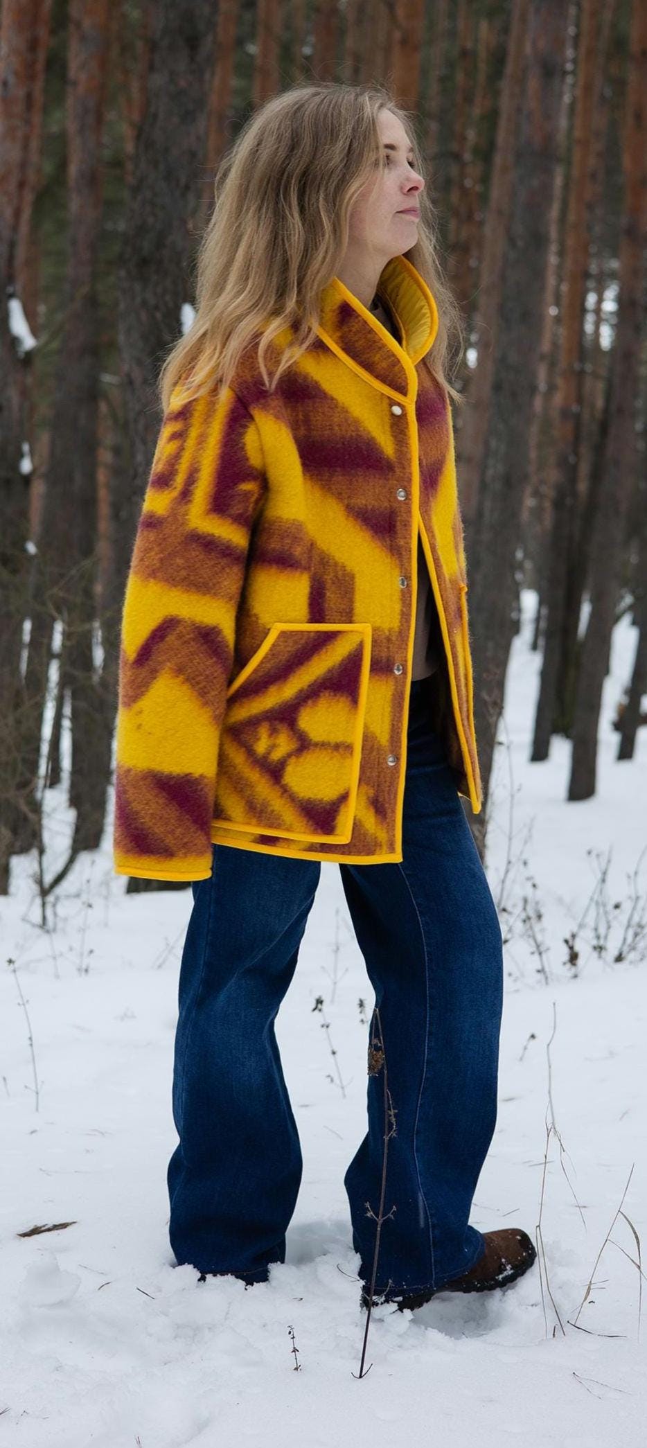 Handmade Pure Wool Blanket Jacket – Warm Geometric Chore Coat (Size L)