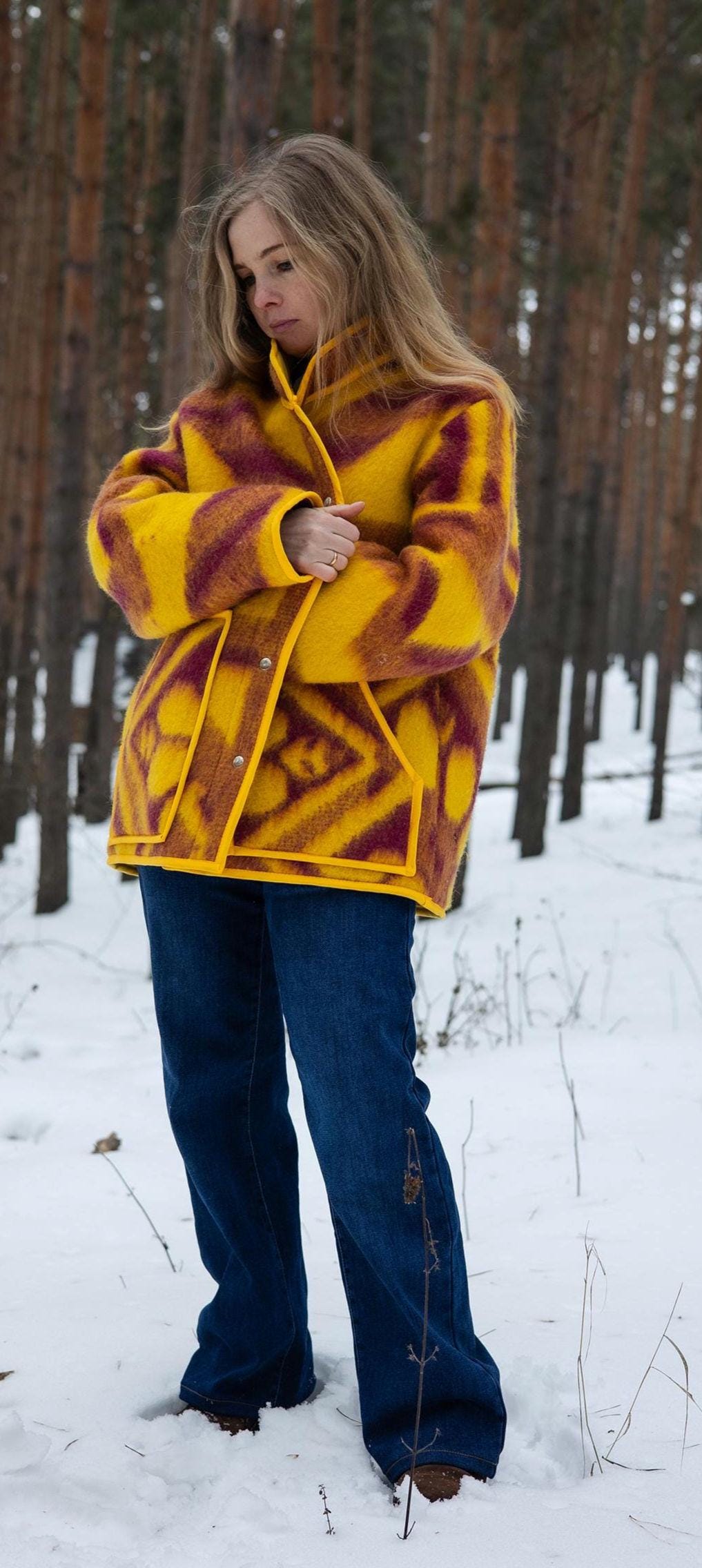 Handmade Pure Wool Blanket Jacket – Warm Geometric Chore Coat (Size L)