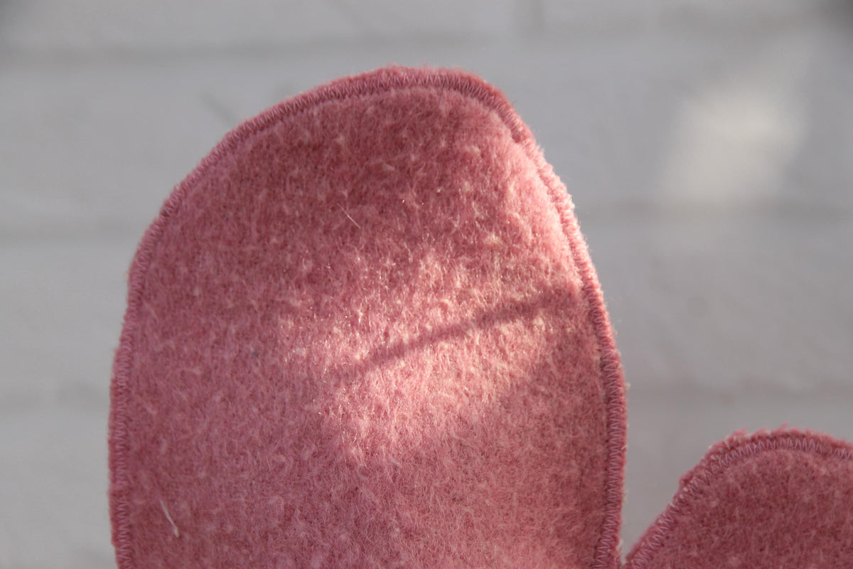 Elevate Your Spa Ritual: Dusty Rose Felt Sauna Set
