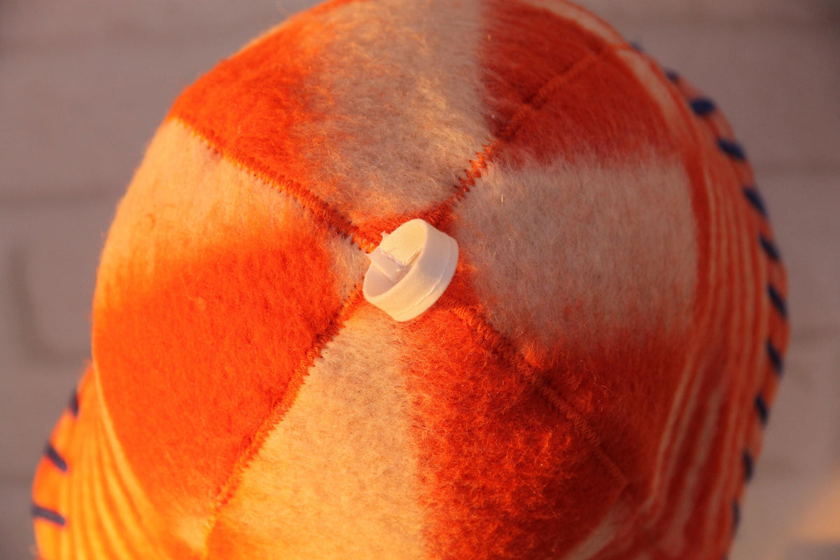 Eco-Friendly Upcycled Wool Sauna Hat – Orange & White Geometric Pattern