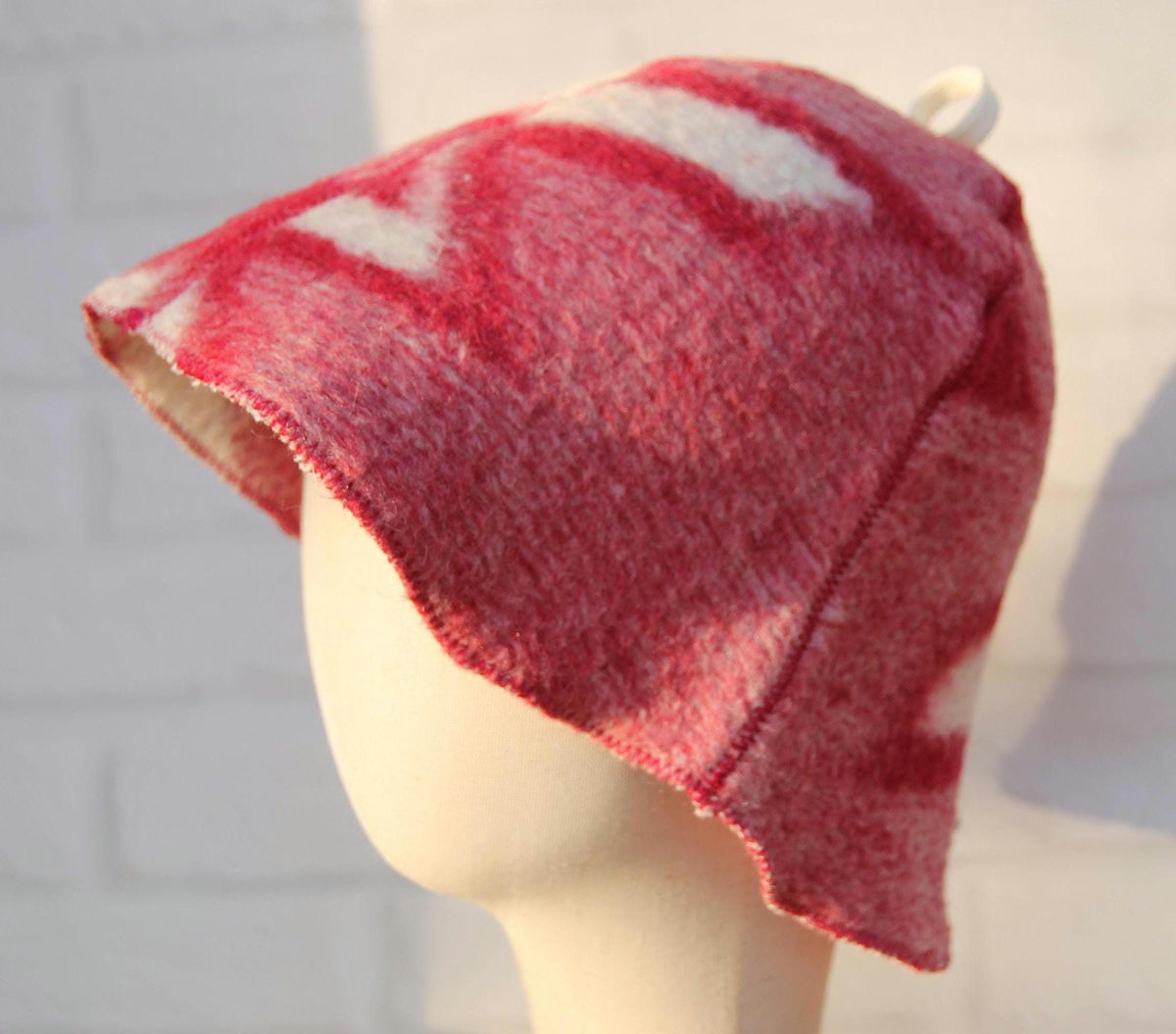 Handcrafted Wool Sauna Hat - Reclaimed Blanket Felt - Red & White Geometric Pattern