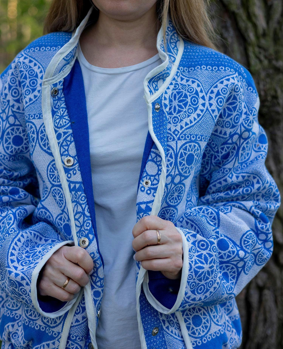 Vintage Cotton Coverlet Jacket, Boho Quilted Bomber, Upcycled Heritage Blue White (M-L)