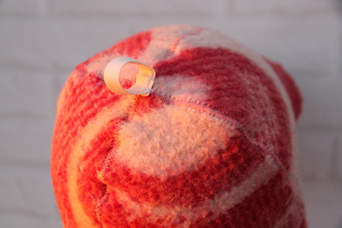 Upcycled Wool Blanket Sauna Hat, Vintage Red White Banya Heat Protection (Hanging Loop)