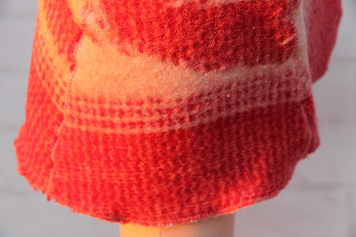 Upcycled Wool Blanket Sauna Hat, Vintage Red White Banya Heat Protection (Hanging Loop)