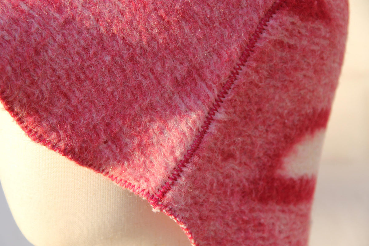 Handcrafted Wool Sauna Hat - Reclaimed Blanket Felt - Red & White Geometric Pattern