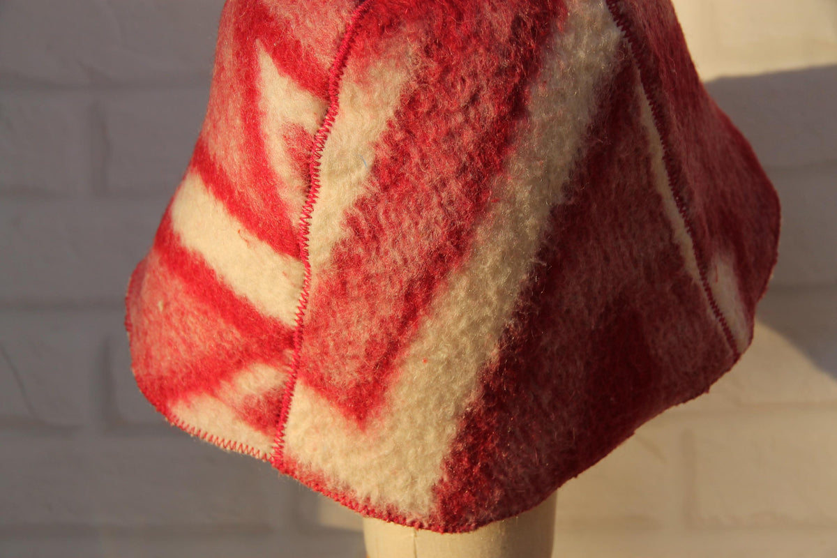 Handcrafted Wool Sauna Hat - Reclaimed Blanket Felt - Red & White Geometric Pattern