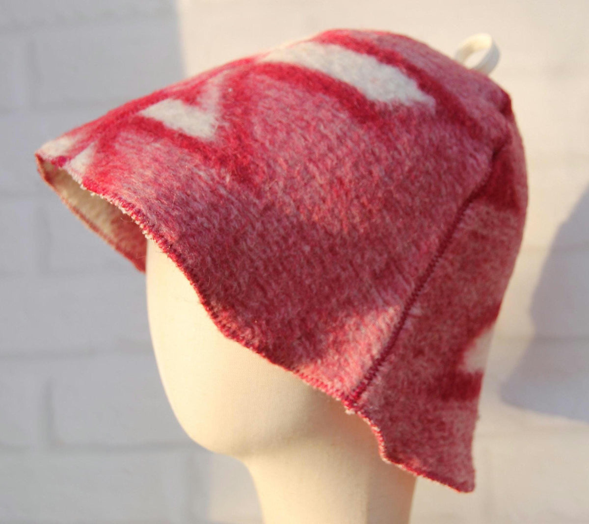Handcrafted Wool Sauna Hat - Reclaimed Blanket Felt - Red & White Geometric Pattern