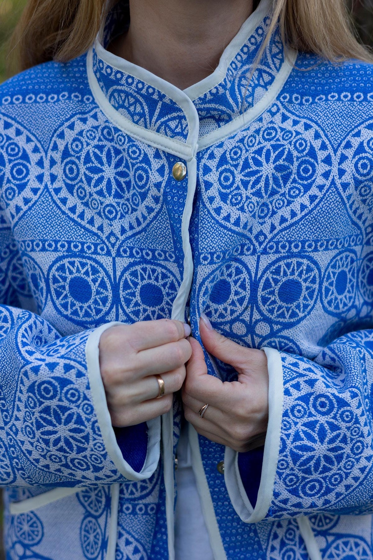 Vintage Cotton Coverlet Jacket, Boho Quilted Bomber, Upcycled Heritage Blue White (M-L)