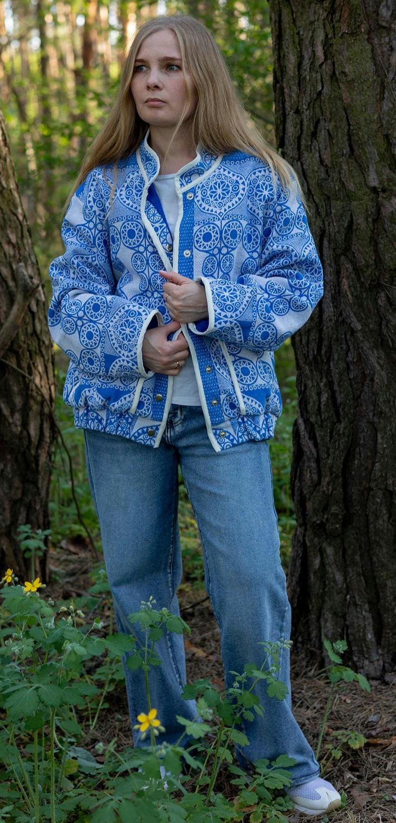 Vintage Cotton Coverlet Jacket, Boho Quilted Bomber, Upcycled Heritage Blue White (M-L)