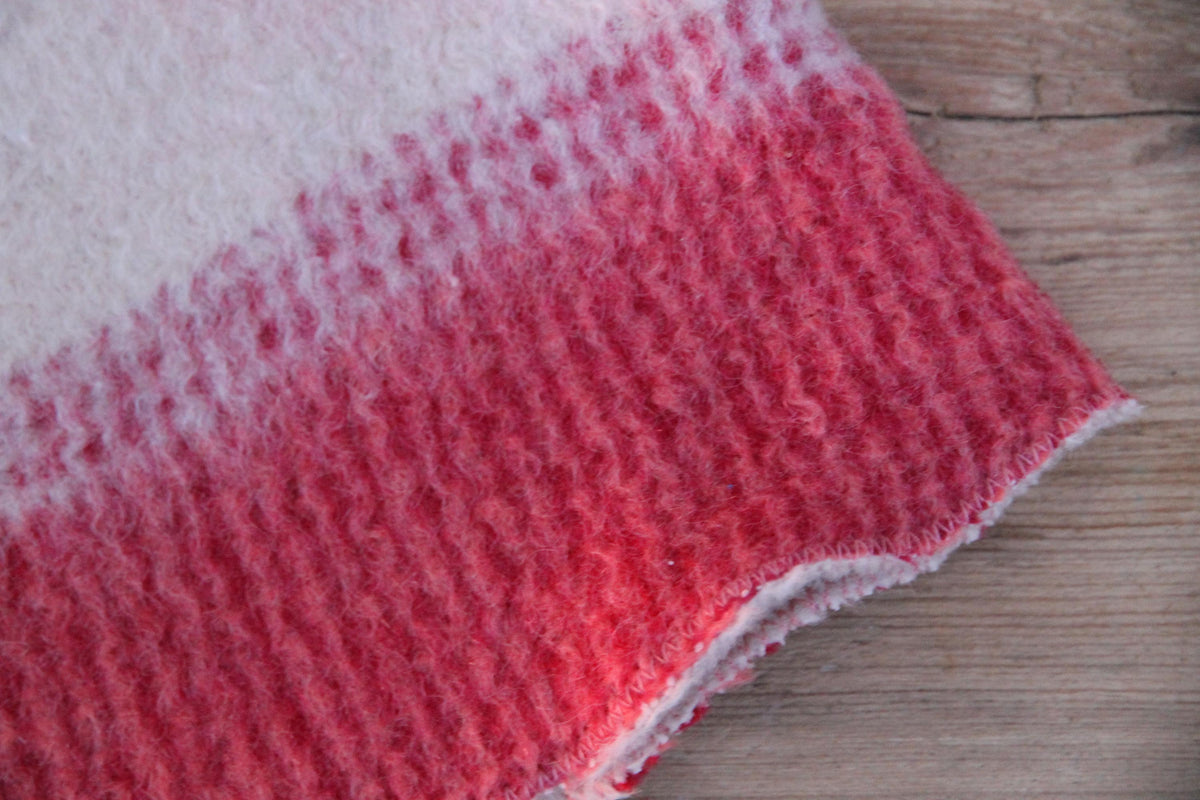 Upcycled Wool Blanket Sauna Hat, Vintage Red White Banya Heat Protection (Hanging Loop)