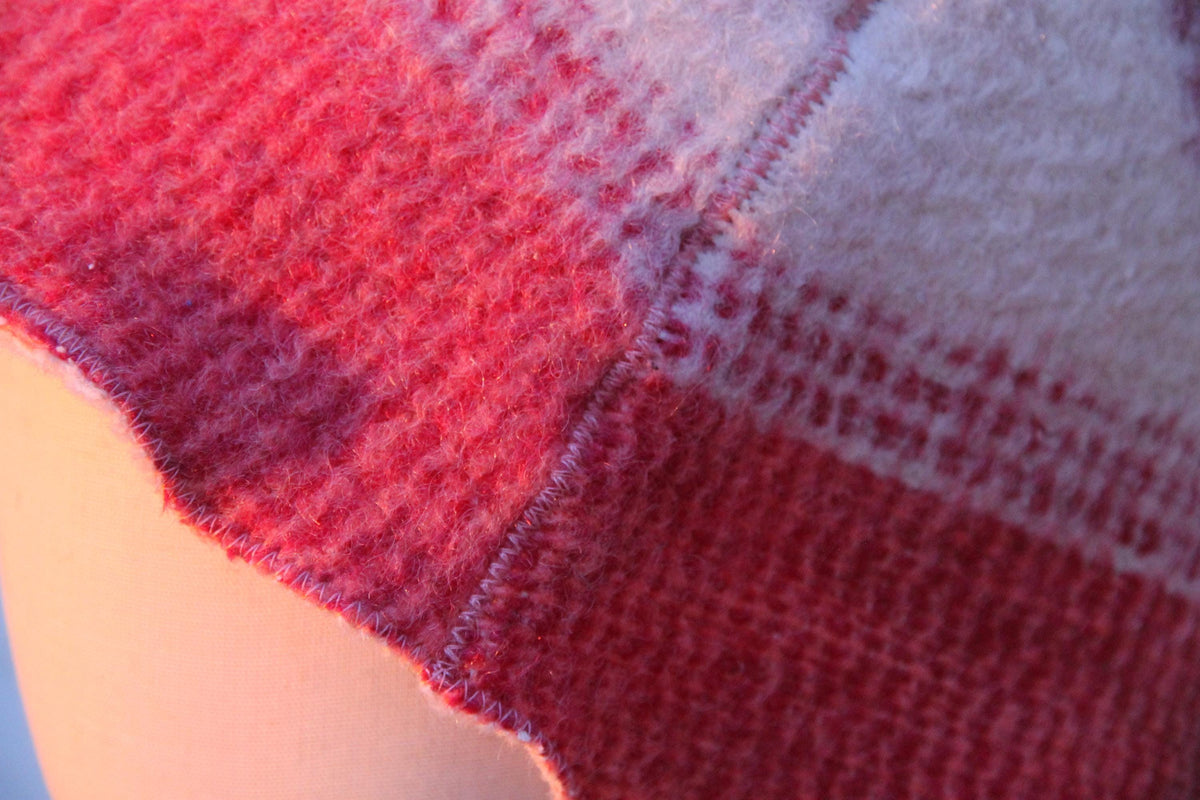 Upcycled Wool Blanket Sauna Hat, Vintage Red White Banya Heat Protection (Hanging Loop)