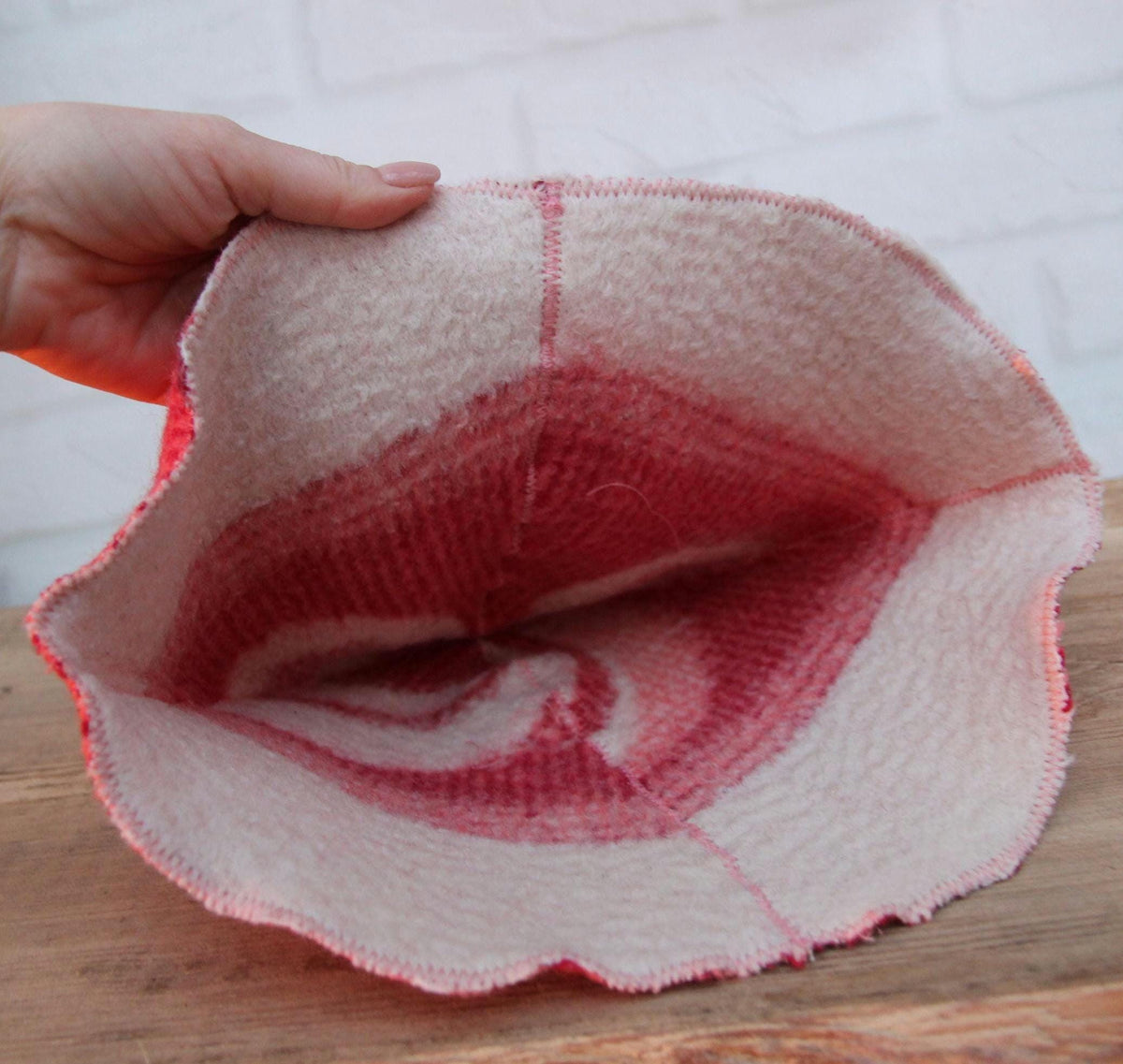 Upcycled Wool Blanket Sauna Hat, Vintage Red White Banya Heat Protection (Hanging Loop)
