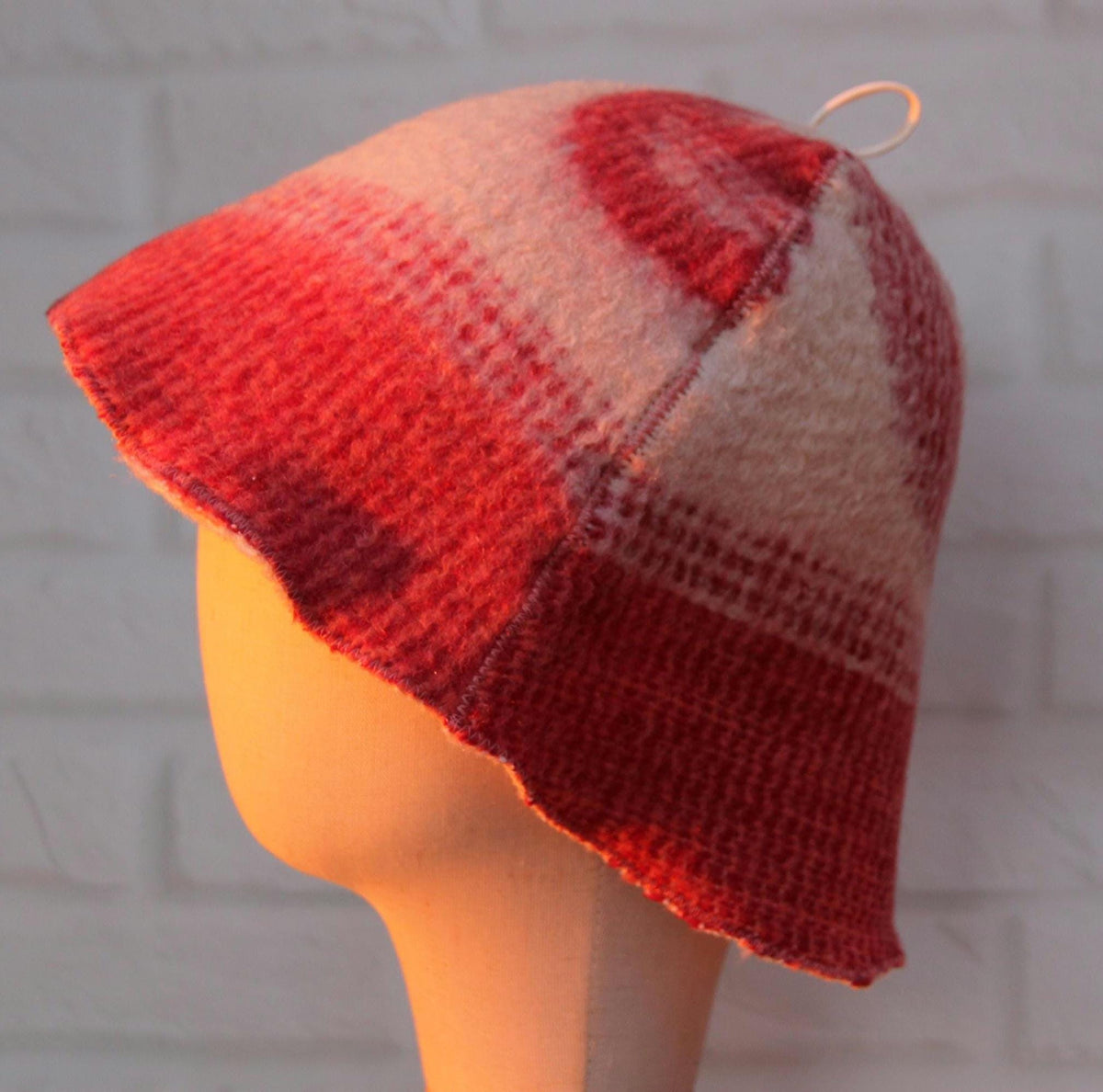 Upcycled Wool Blanket Sauna Hat, Vintage Red White Banya Heat Protection (Hanging Loop)
