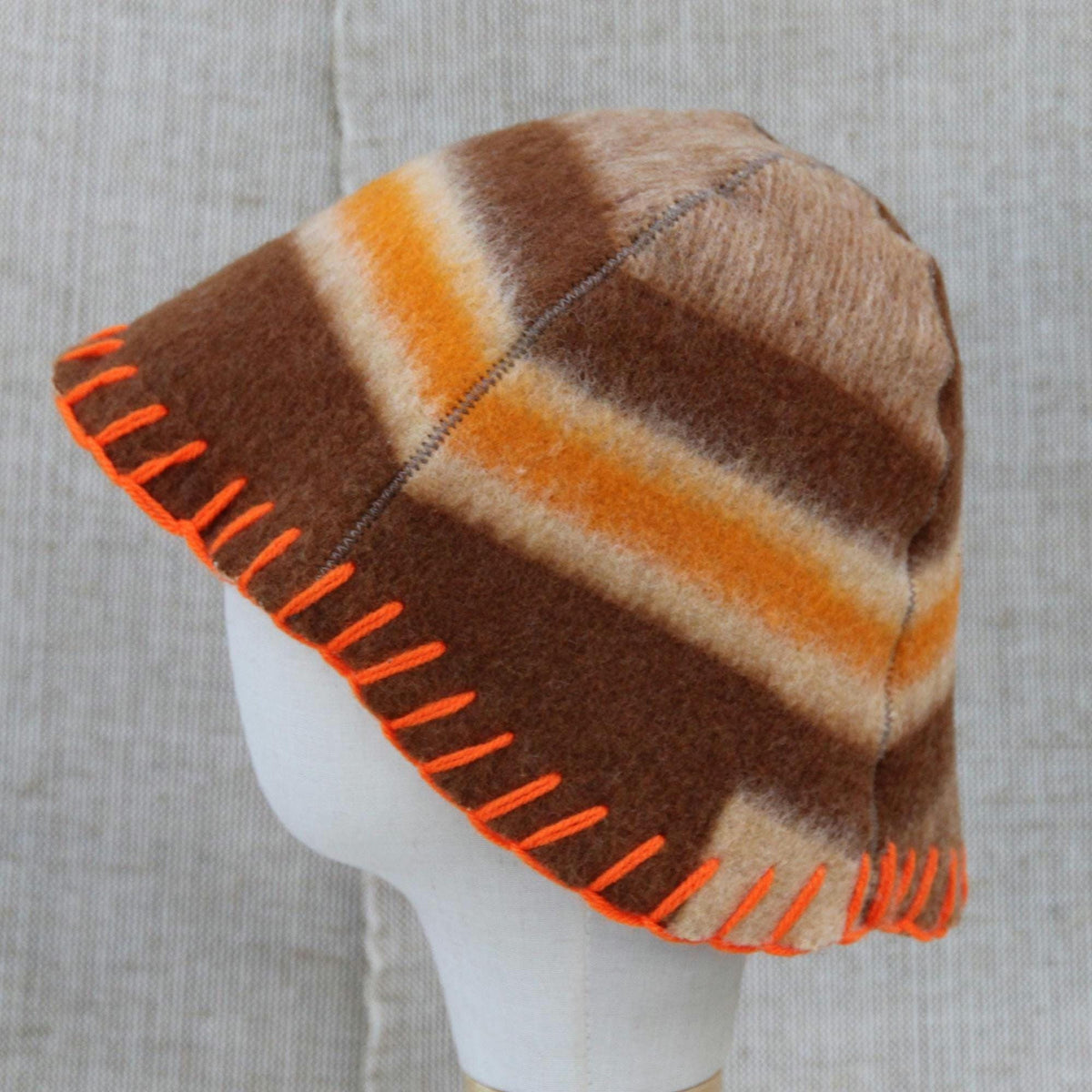Upcycled Wool Sauna Hat and Mitten Set, Vintage Blanket Banya Accessories