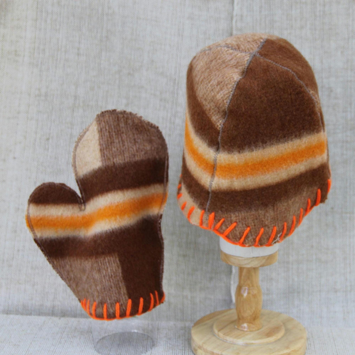 Upcycled Wool Sauna Hat and Mitten Set, Vintage Blanket Banya Accessories