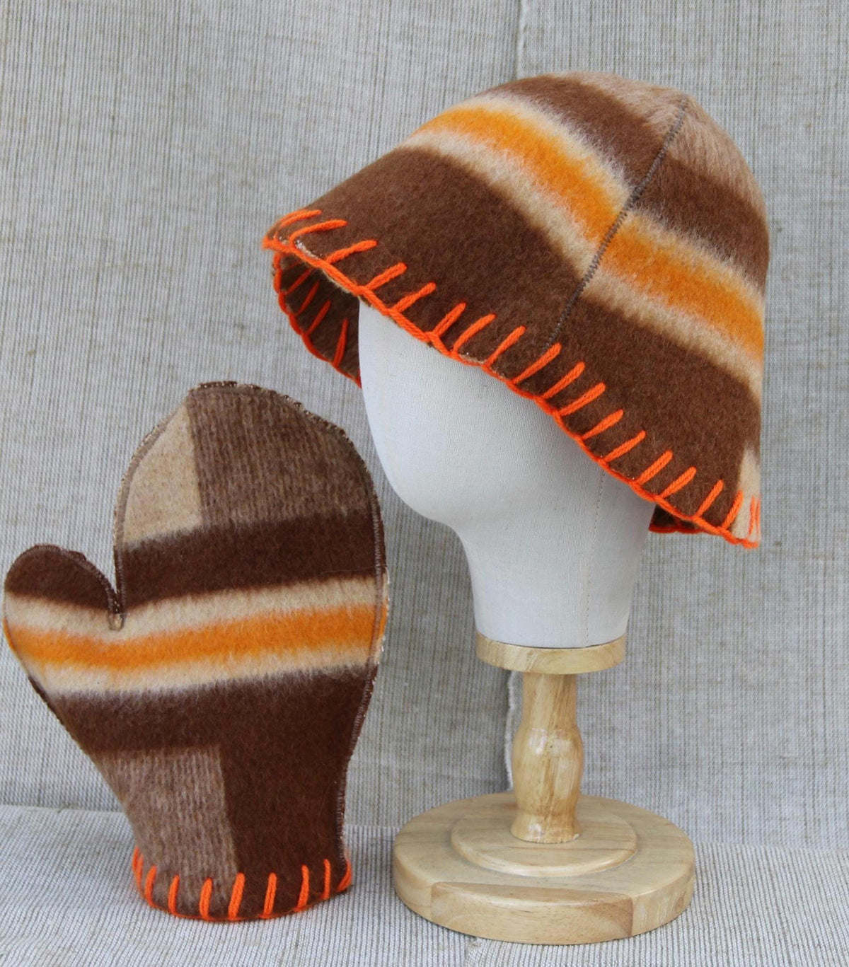 Upcycled Wool Sauna Hat and Mitten Set, Vintage Blanket Banya Accessories
