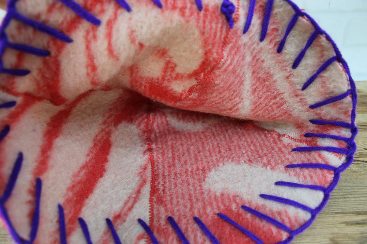 Reversible Wool Sauna Hat, Red Cream Banya Cap, Handfelted Heat Protection (35x21cm)