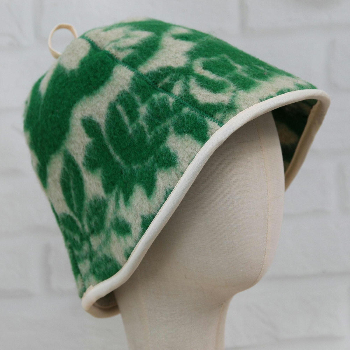 Handmade Felted Wool Sauna Hat, Green Floral Banya Cap, Spa Head Protection, Bath Accessory