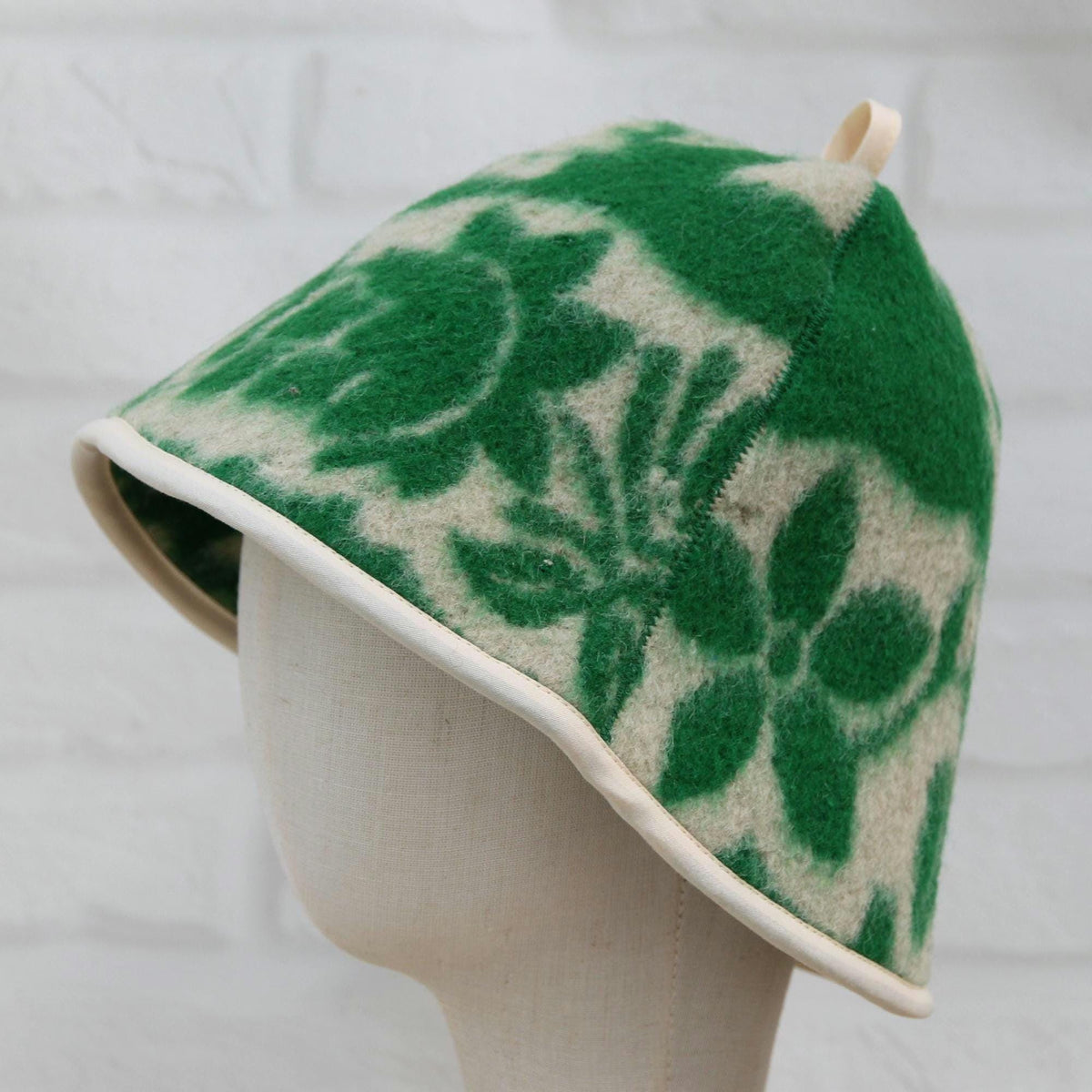 Handmade Felted Wool Sauna Hat, Green Floral Banya Cap, Spa Head Protection, Bath Accessory