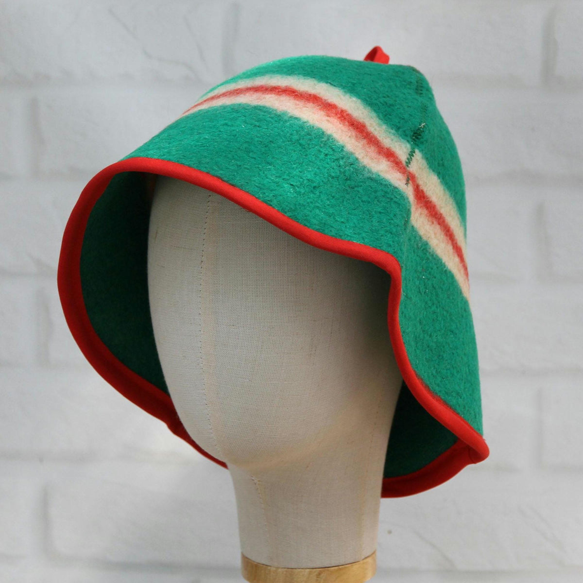 Wool Sauna Hat, Handmade Reversible Bath Hat from Vintage Blanket, Felted Sauna Cap, Unique Spa Accessory,Gift for Sauna Lover,wool bath hat
